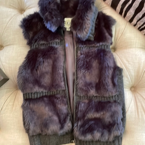 Sweater Vest - Picture 1 of 3